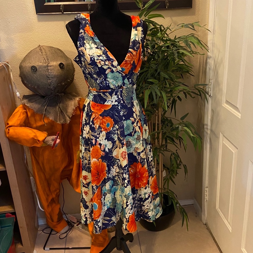 Looking Glam Beautiful spring dress